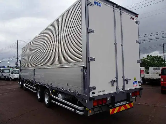 いすゞ ギガ 大型 ウイング QKG-CYJ77BA の中古トラック【車両No