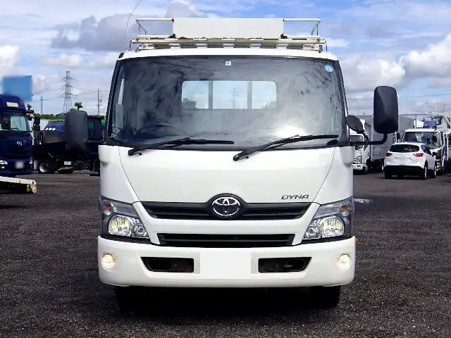 トヨタ ダイナ 小型 平ボディ TDG-XZU710 H28の中古トラック画像2