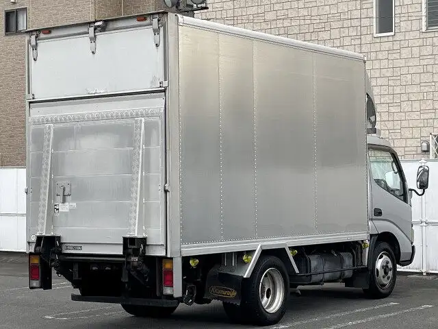 トヨタ ダイナ 小型 アルミバン パワーゲート PB-XZU331の中古トラック画像4