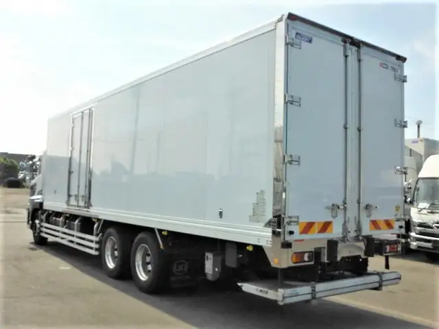 日産UD クオン 大型 冷凍冷蔵 低温 パワーゲートの中古トラック画像3