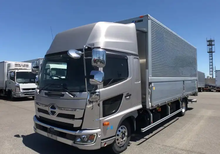 日野 レンジャー 中型/増トン ウイング パワーゲート エアサスの中古トラック画像1
