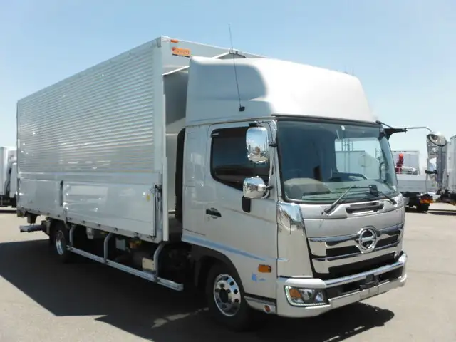 日野 レンジャー 中型/増トン ウイング パワーゲート エアサスの中古トラック画像2
