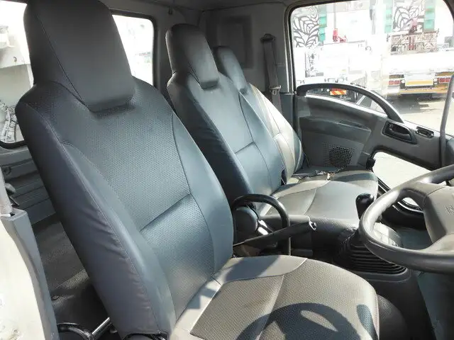 いすゞ フォワード 中型/増トン パッカー車 プレス式 ベッドの中古トラック画像10