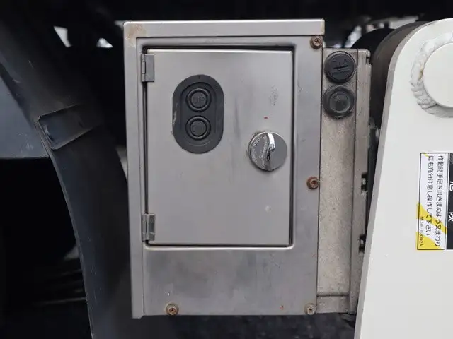 トヨタ ダイナ 小型 平ボディ パワーゲート TPG-XZC605の中古トラック画像16