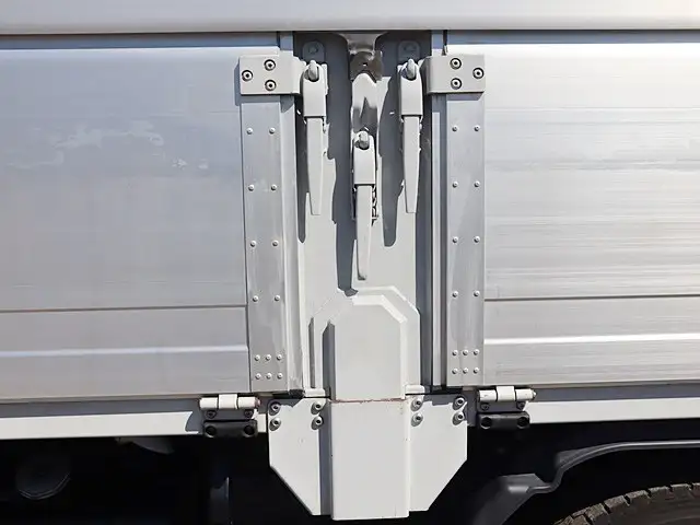日野 レンジャー 中型/増トン ウイング TKG-FC9JLAP H30の中古トラック画像9