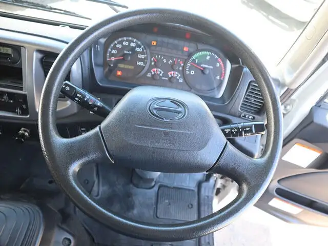 日野 レンジャー 中型/増トン ウイング TKG-FC9JLAP H30の中古トラック画像16