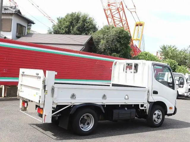 トヨタ トヨエース 小型 平ボディ パワーゲート 床鉄板の中古トラック画像3