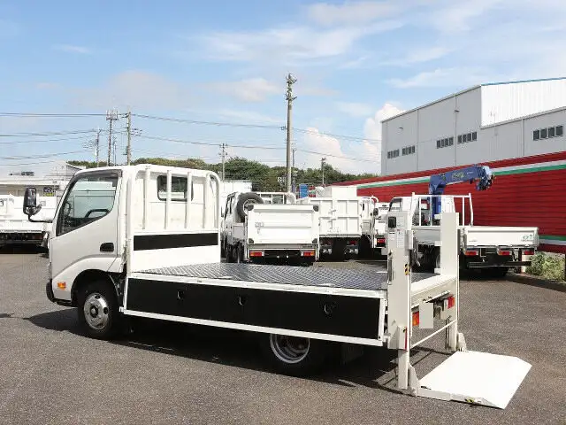 トヨタ トヨエース 小型 平ボディ パワーゲート 床鉄板の中古トラック画像11