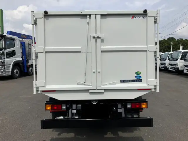 三菱 キャンター 小型 ダンプ 土砂禁 2RG-FBA60の中古トラック画像3