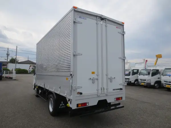 三菱 キャンター 小型 ウイング 2RG-FEAV0 R5の中古トラック画像6