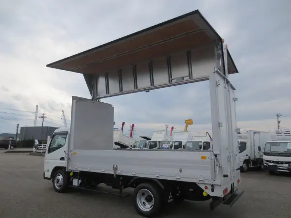 三菱 キャンター 小型 ウイング 2RG-FEAV0 R5の中古トラック画像11