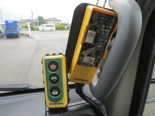 日野 デュトロ 小型 ダンプ ローダー TKG-XZU700Xの中古トラック画像像17