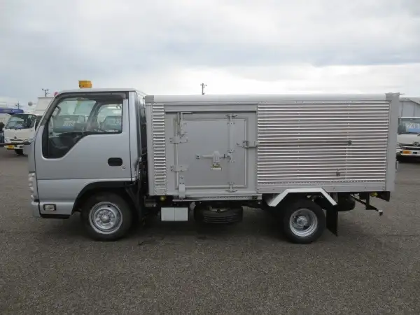 いすゞ エルフ 小型 アルミバン サイドドア TRG-NHR85ANの中古トラック画像8