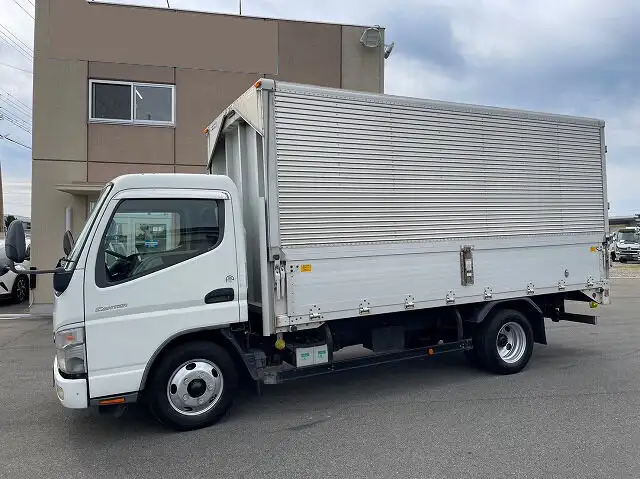 三菱 キャンター 小型 ウイング PDG-FE74DV H21の中古トラック画像5