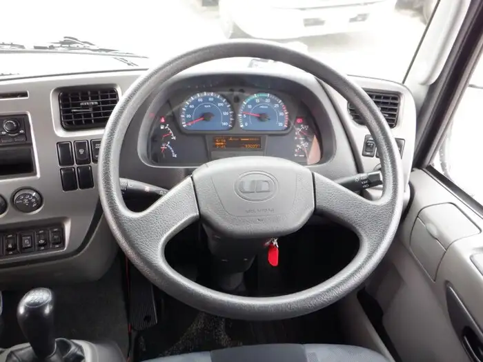 日産UD コンドル 中型/増トン 平ボディ 床鉄板 TKG-MK38Lの中古トラック画像9