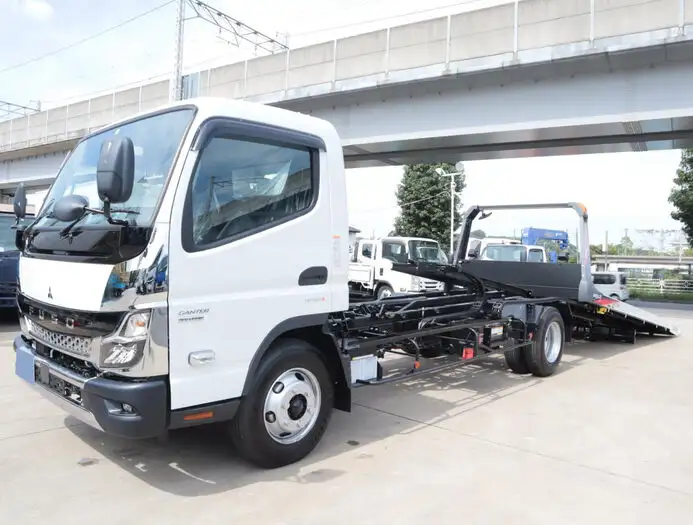 三菱 キャンター 小型 車両重機運搬 ラジコン ウインチの中古トラック画像1
