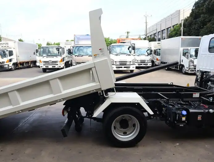 いすゞ エルフ 小型 ダンプ ローダー 2RG-NKR88ANの中古トラック画像5
