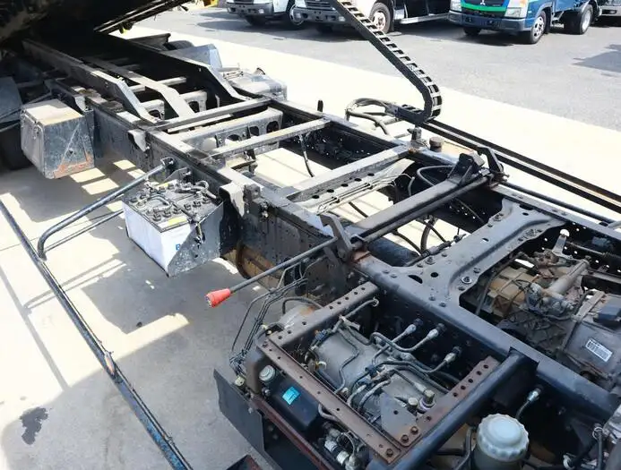 いすゞ フォワード 中型/増トン 車両重機運搬 ラジコン ウインチの中古トラック画像11