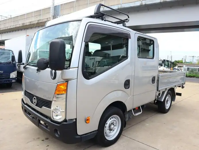 日産 アトラス 小型 平ボディ Wキャブ CBF-SQ2F24の中古トラック画像1