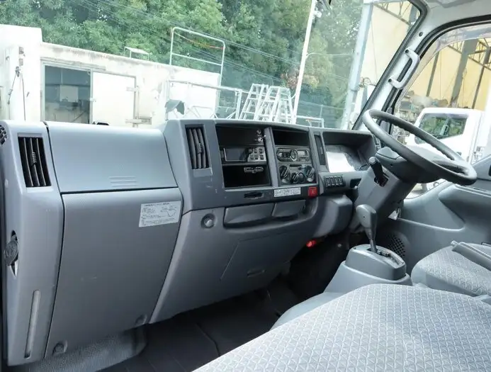 いすゞ エルフ 小型 冷凍冷蔵 低温 2エバの中古トラック画像18