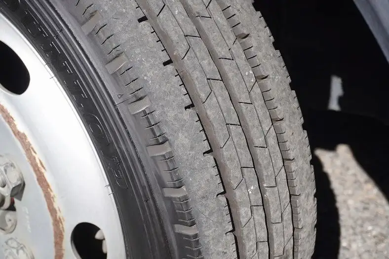 いすゞ エルフ 小型 平ボディ TPG-NLR85AR H31/R1の中古トラック画像19