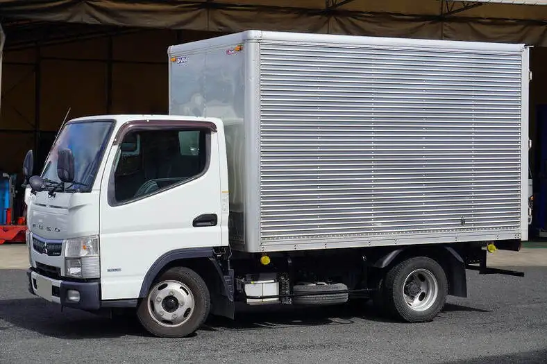 三菱 キャンター 小型 アルミバン TPG-FBA20 H29の中古トラック画像1