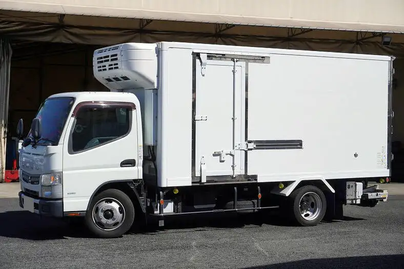 三菱 キャンター 小型 冷凍冷蔵 低温 パワーゲートの中古トラック画像1