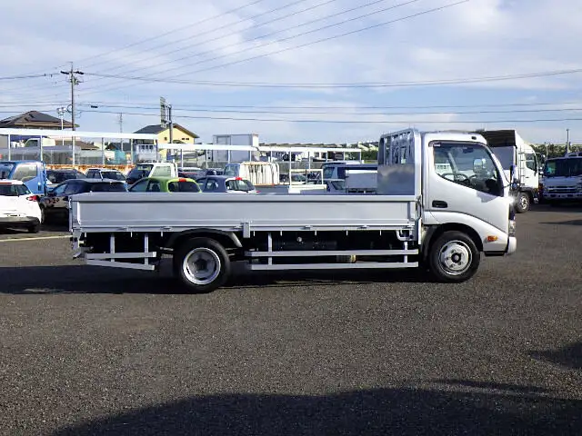 日野 デュトロ 小型 平ボディ TKG-XZU655M H31/R1の中古トラック画像2
