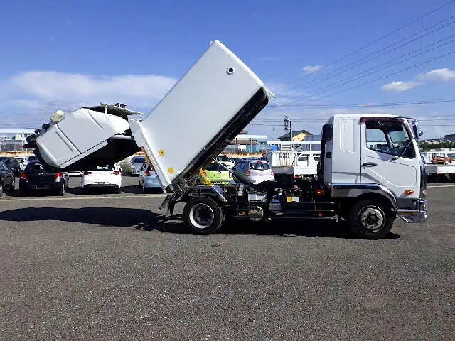 三菱 ファイター 中型/増トン パッカー車 巻き込み式 回転ダンプ式の中古トラック画像6