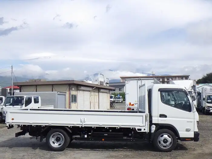 三菱 キャンター 小型 平ボディ 2RG-FEB50 R5の中古トラック画像4