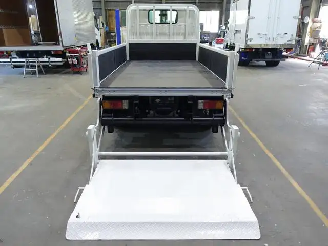 トヨタ トヨエース 小型 平ボディ パワーゲート 床鉄板の中古トラック画像5