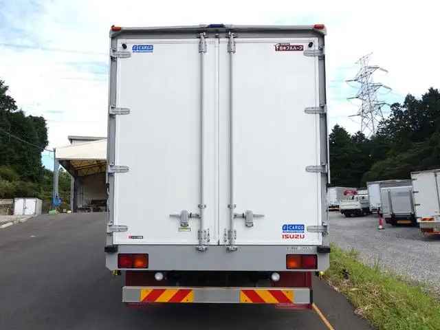 いすゞ フォワード 中型/増トン ウイング ベッド 2RG-FRR90S2の中古トラック画像3