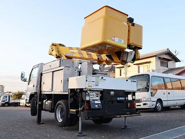 いすゞ エルフ 小型 高所・建柱車 高所作業車 電工仕様の中古トラック画像6
