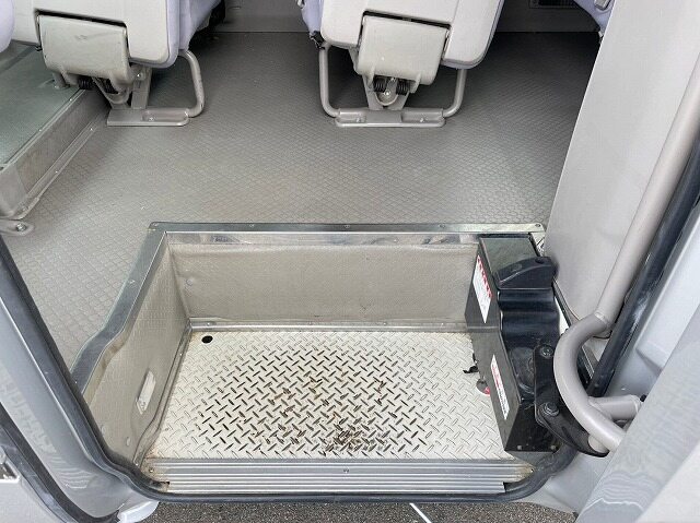 トヨタ コースター 小型 バス マイクロバス SDG-XZB50｜画像6