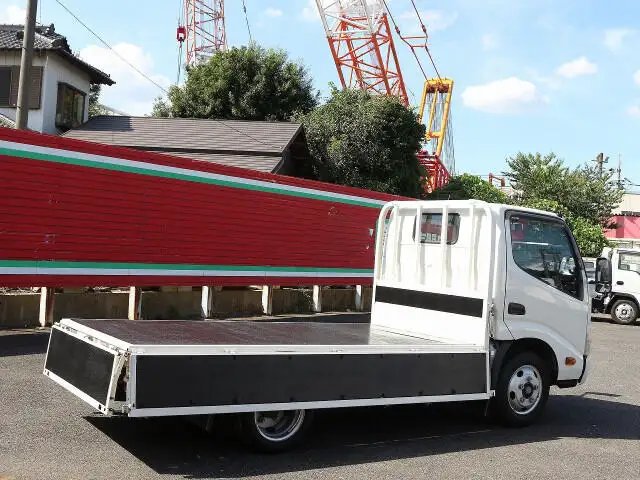 日野 デュトロ 小型 平ボディ TPG-XZC605M H27の中古トラック画像6