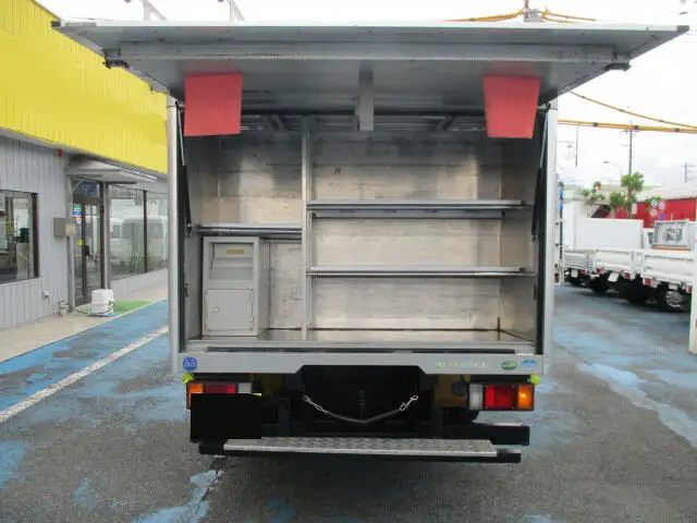 いすゞ エルフ 小型 アルミバン ボトルカー サイドドアの中古トラック画像8