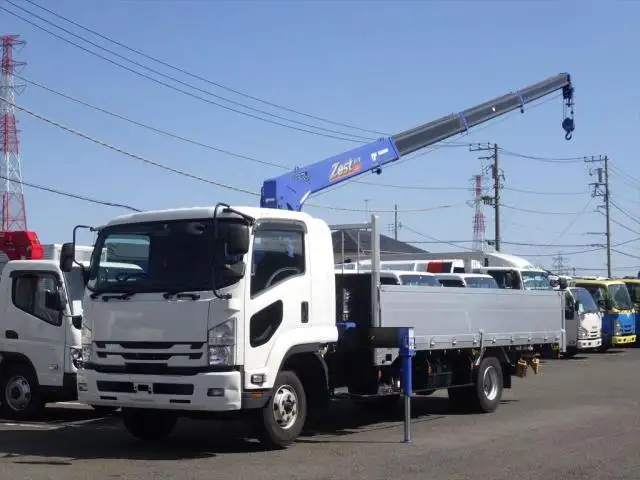 いすゞ フォワード 中型/増トン クレーン付 アルミブロック 4段の中古トラック画像1