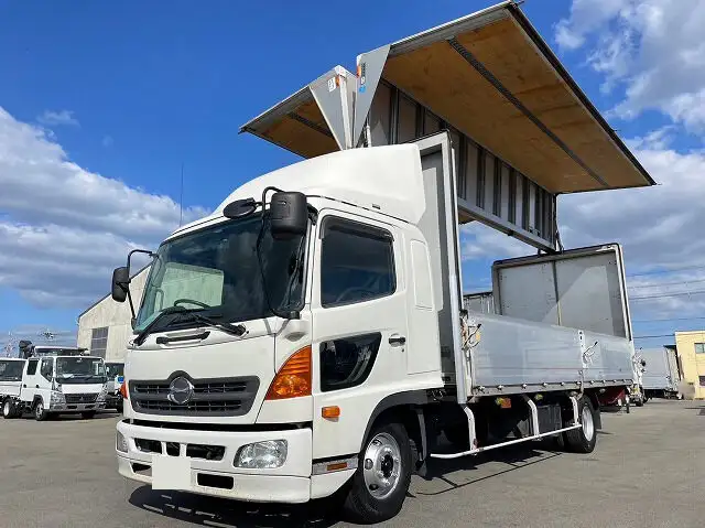 日野 レンジャー 中型/増トン ウイング ベッド BDG-FD8JLWAの中古トラック画像10