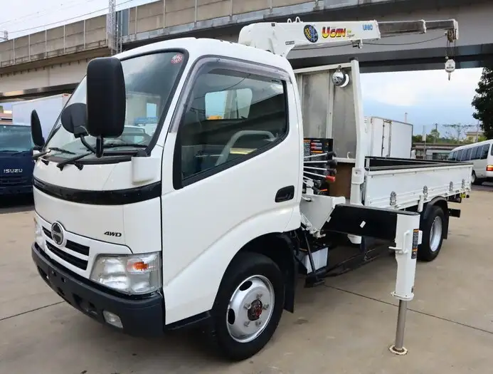 日野 デュトロ 小型 クレーン付 3段 ラジコン の中古トラック【車両No.153922】