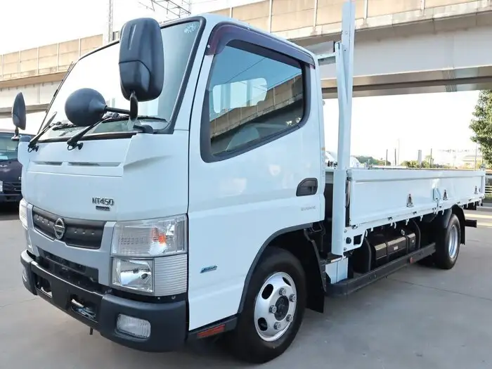 日産 アトラス 小型 平ボディ TPG-FGA2W H27の中古トラック画像1