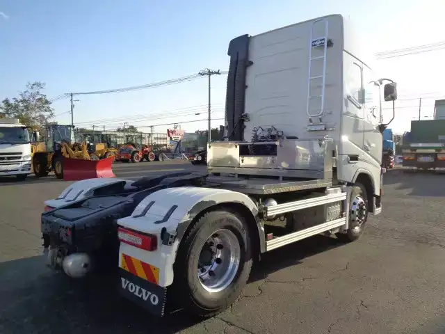 ボルボ トラック 大型 トラクター ハイルーフ 1デフの中古トラック画像3