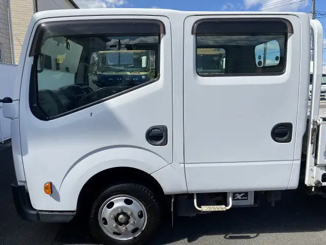 日産 アトラス 小型 平ボディ Wキャブ パワーゲートの中古トラック画像7