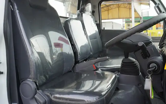 いすゞ エルフ 小型 高所・建柱車 高所作業車 電工仕様の中古トラック画像12