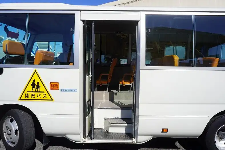 トヨタ コースター 小型 バス 園児バス SKG-XZB40の中古トラック画像4