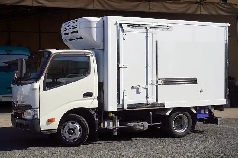 日野 デュトロ 小型 冷凍冷蔵 低温 スタンバイの中古トラック画像1