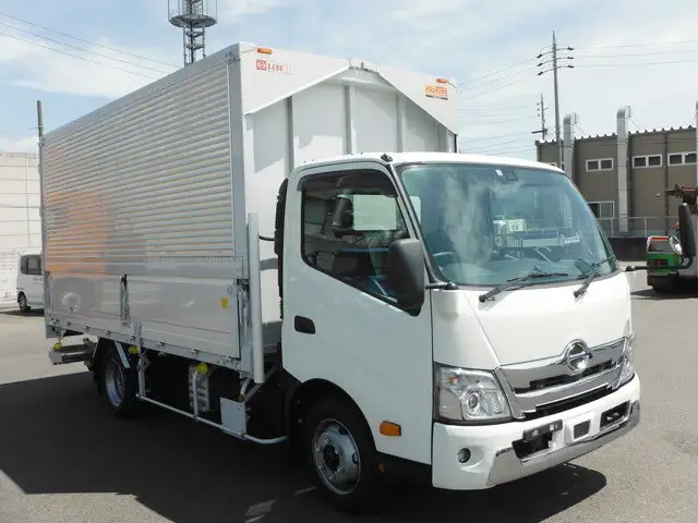 日野 デュトロ 小型 ウイング パワーゲート 2RG-XZU712Mの中古トラック画像2