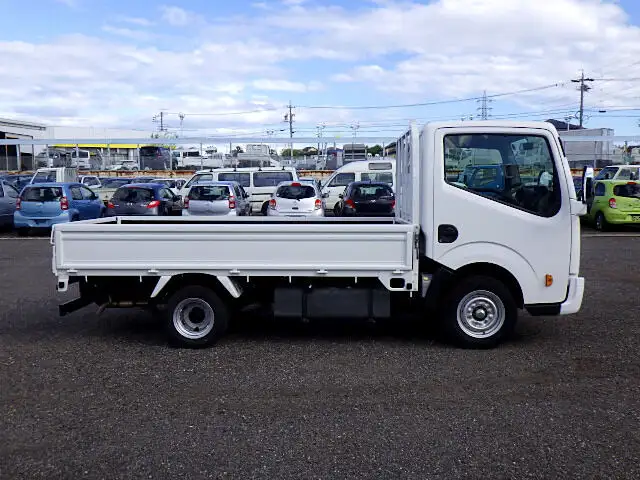日産 アトラス 小型 平ボディ CBF-SQ2F24 H30の中古トラック画像2