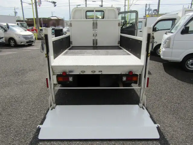 トヨタ トヨエース 小型 平ボディ パワーゲート 床鉄板の中古トラック画像4