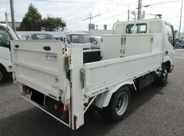 トヨタ トヨエース 小型 平ボディ パワーゲート 床鉄板の中古トラック画像2