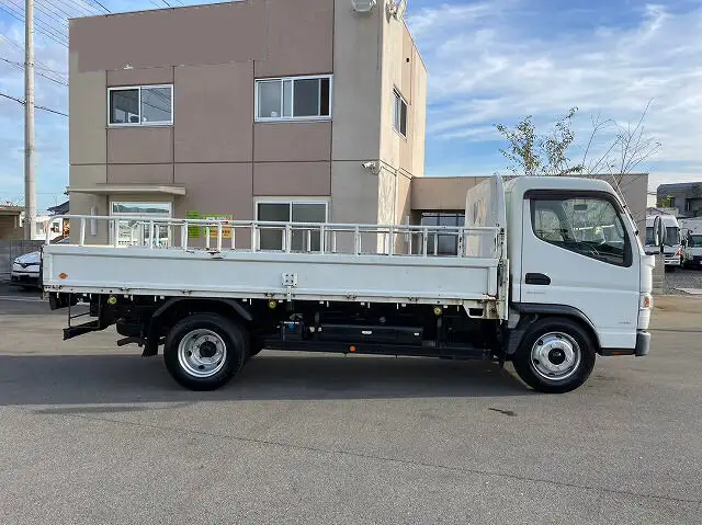 三菱 キャンター 小型 平ボディ SKG-FEA70 H23の中古トラック画像2